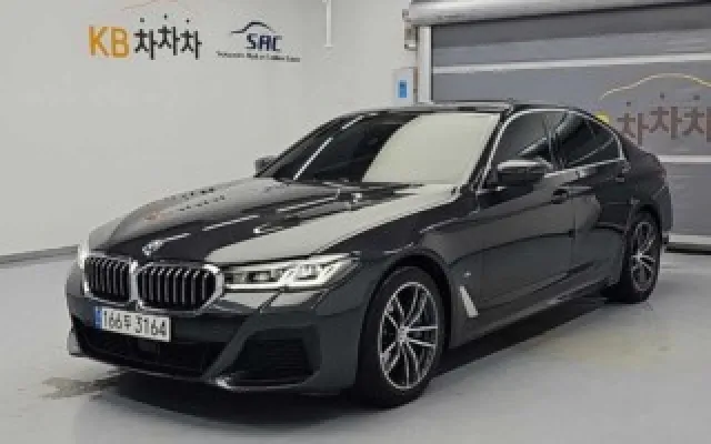 인천법원경매자동차 5시리즈 (G30) 523d M 스포츠 매물 사진 9 - 2022/09 120,590km