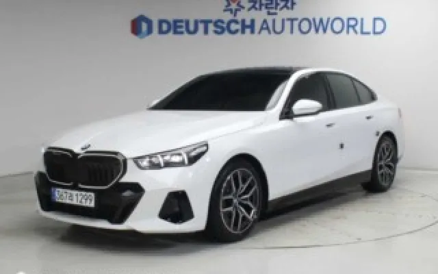 인천법원경매자동차 5시리즈 (G60) 523d xDrive 매물 사진 6 - 2026/02 13,057km