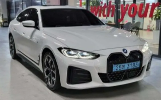 인천법원경매자동차 i4 eDrive 40 매물 사진 13 - 2022/08 84,260km