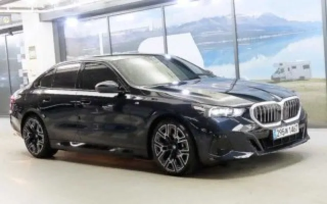 인천법원경매자동차 5시리즈 (G60) 530e 매물 사진 10 - 2025/07 10,109km